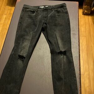 Men’s Black Distressed Hot Topic Skinny Jeans
